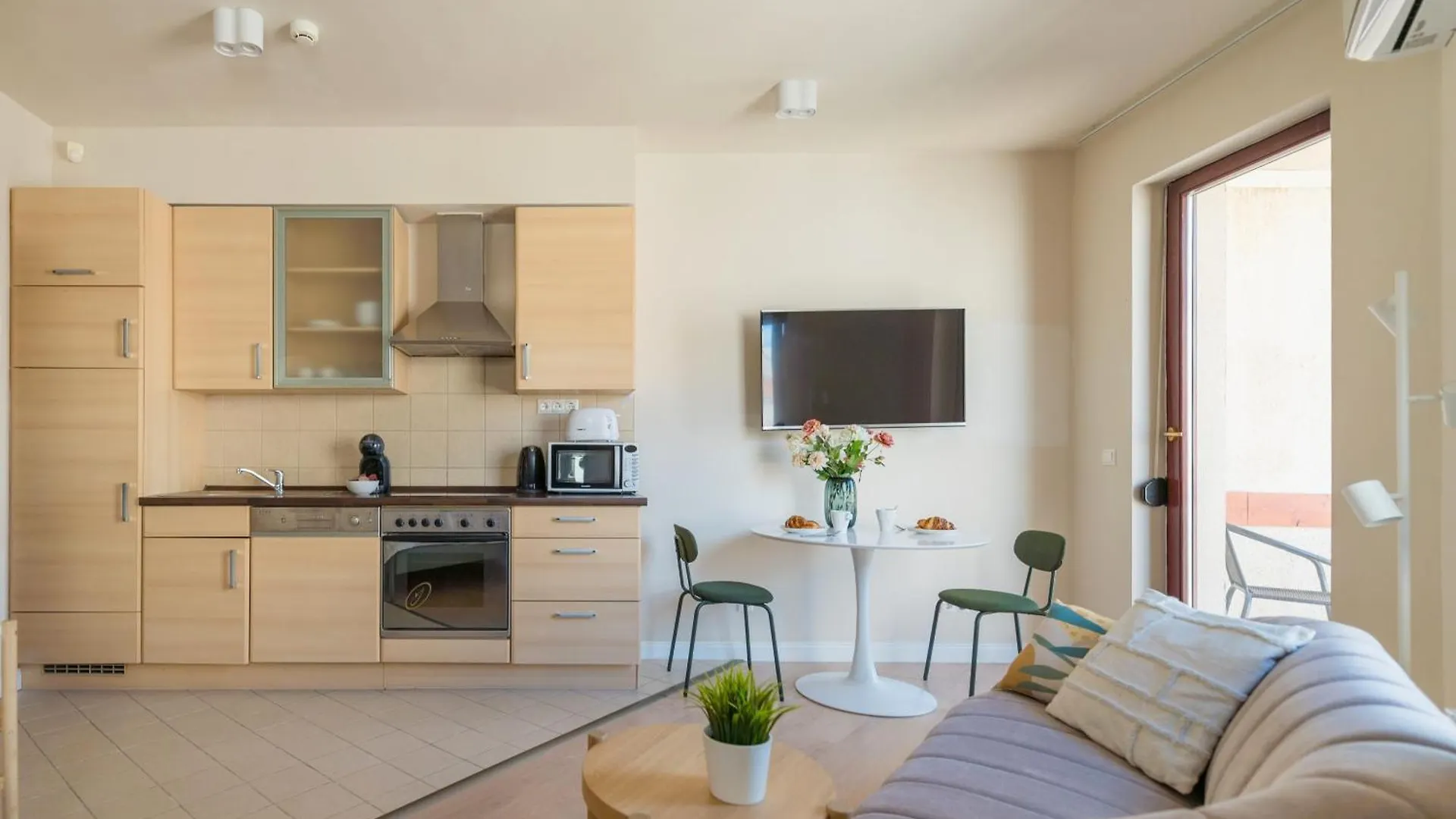 King'S Haven Downtown With Balcony Apartment Budapest